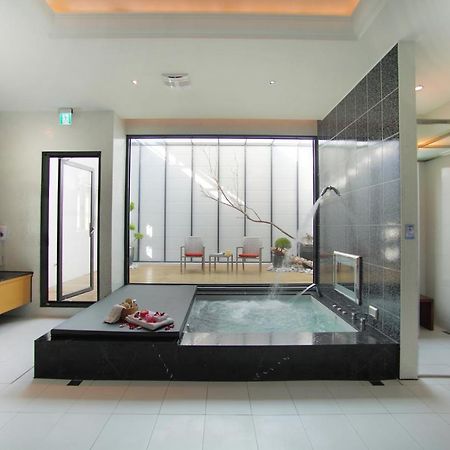 Affair Motel Co.Ltd Wuqi Exterior photo